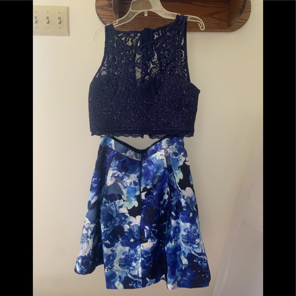 My Michelle Blue Floral Two- Piece Mini Dress Size 11
